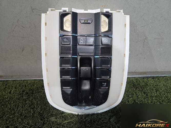Porsche Panamera 2011 — внутренний светильник 7PP 959 551 DJ