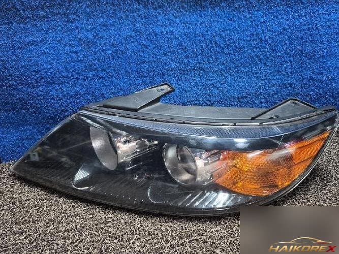 Kia Sorento 2011 — фара левая HID 921012P130 2