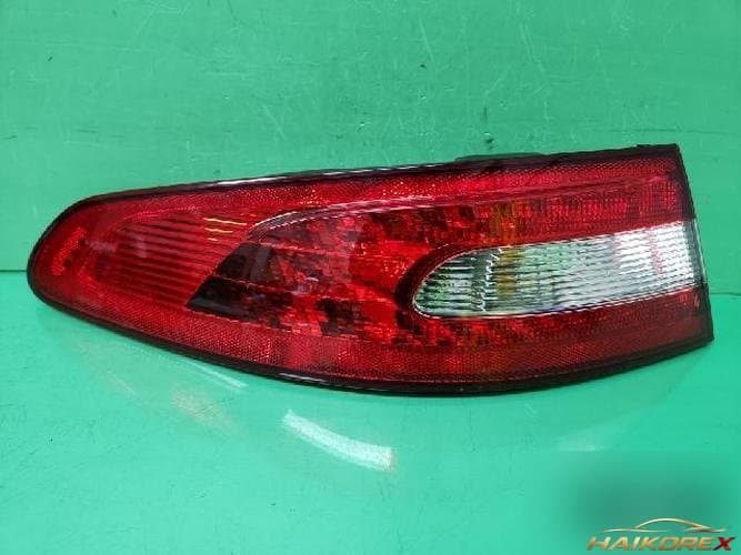 Jaguar XF 2010 — фонарь задний левый (комбинированный) 8X2313405BD