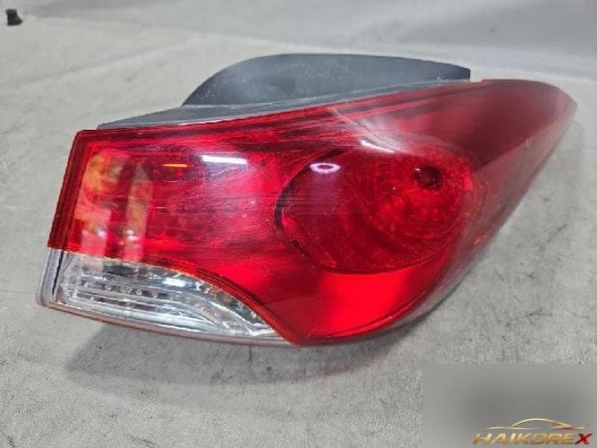 Hyundai Avante 2011 — фонарь комбинированный задний правый (пассажирской стороны)
