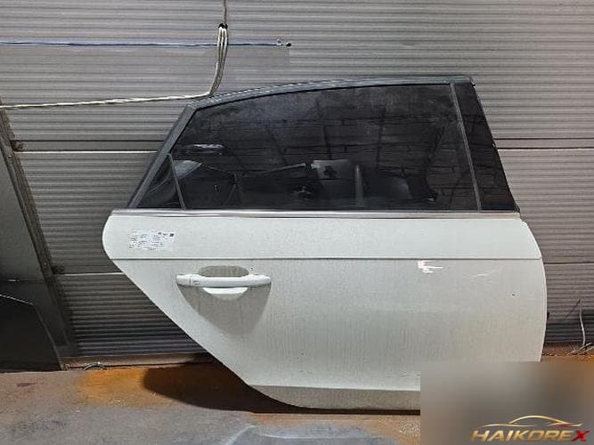 Audi A4 2015 — дверь задняя правая 8K5833052D