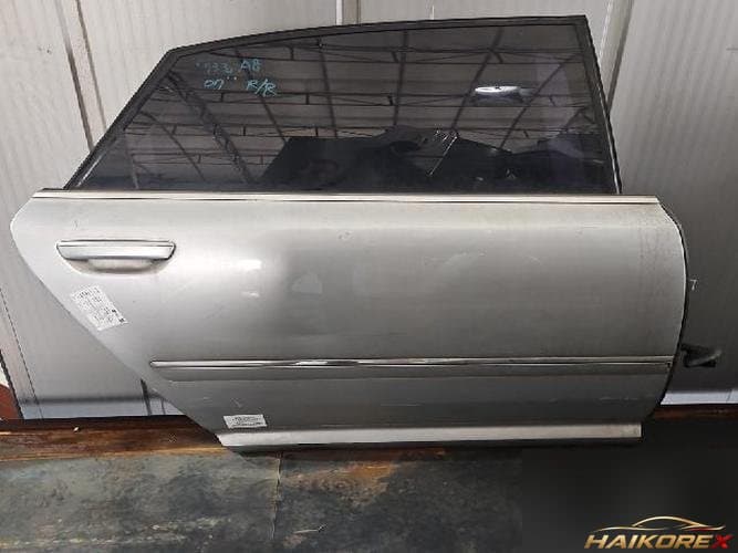 Audi A8 2007 — дверь задняя правая