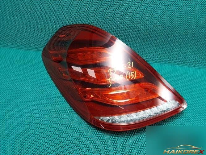 Mercedes-Benz S-Class 2015 — комбинированный фонарь задний левый A2229065401