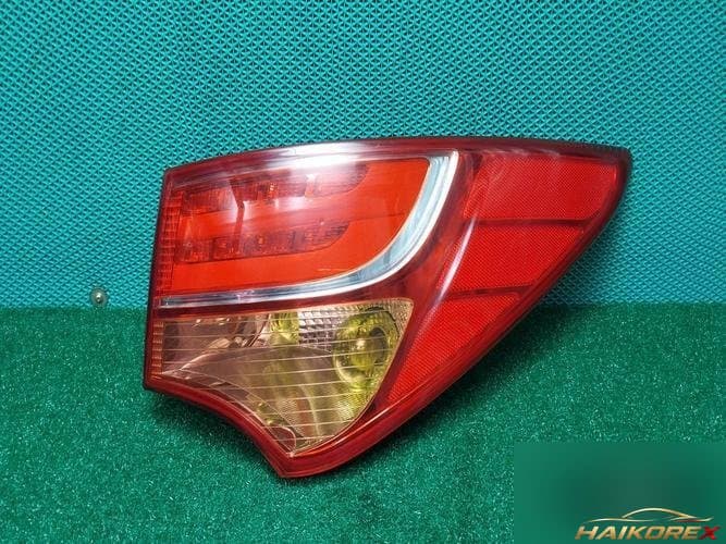 Hyundai Santa Fe 2015 — комбинированный фонарь задний правый 924022W100