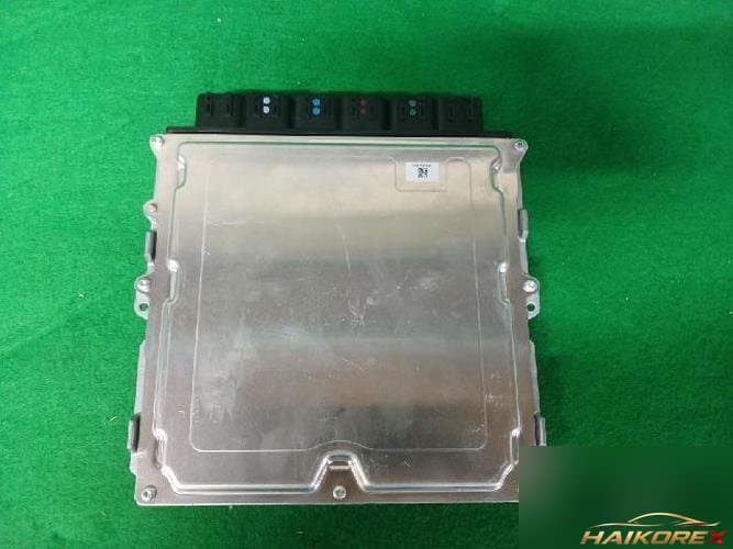 Porsche 911 2023 — блок управления двигателем ECU 992 907 051 E