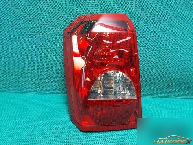 Dodge Caliber 2007 — комбинированный фонарь задний левый 05160361AA