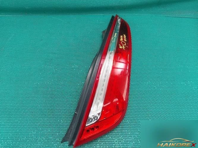 Jaguar XJ 2014 — комбинированный задний фонарь правый (пассажирский) AW9313404AF