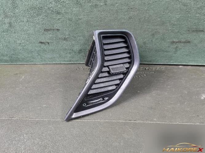 Hyundai Santa Fe 2013 — дефлектор воздуха 97420-2W000