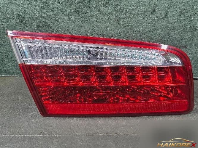 Kia Roche 2008 — накладка боковой двери левая