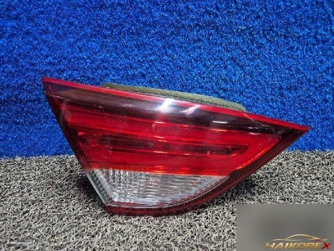 Chrysler 200 2015 — накладка задней двери левая 68110364AB