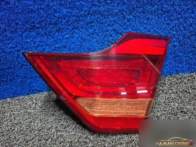 Kia K9 2013 — накладка багажника белая №3