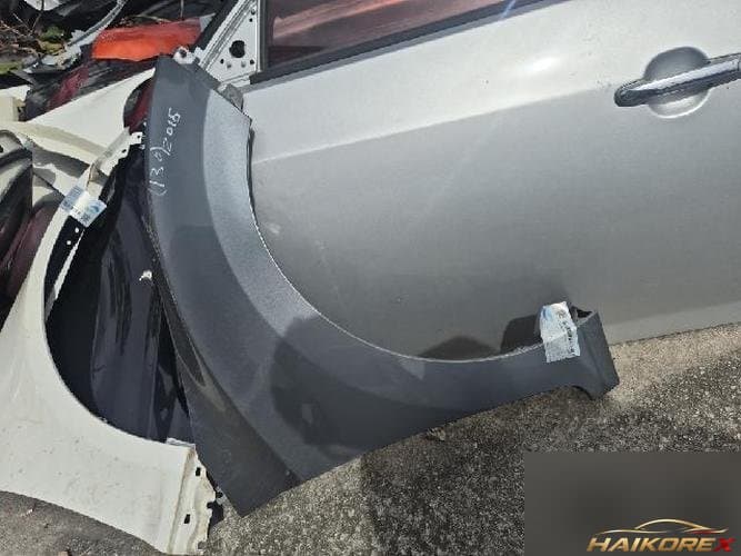 Hyundai i30 2015 — крыло правое