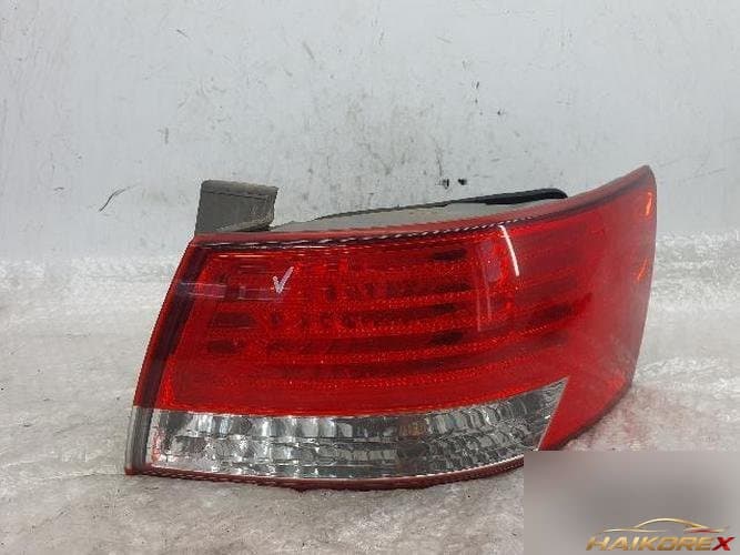 Hyundai Sonata 2008 — фара задняя правая (комбинированная)