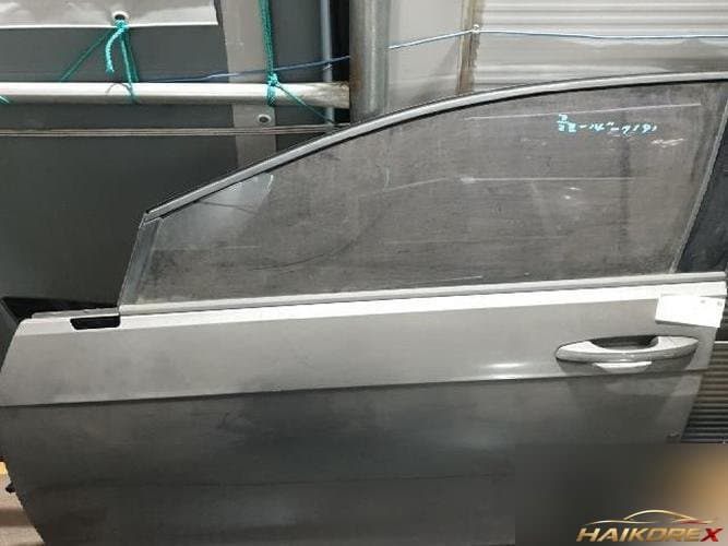 Volkswagen Golf 2014 — дверь передняя левая 5G4831055AS