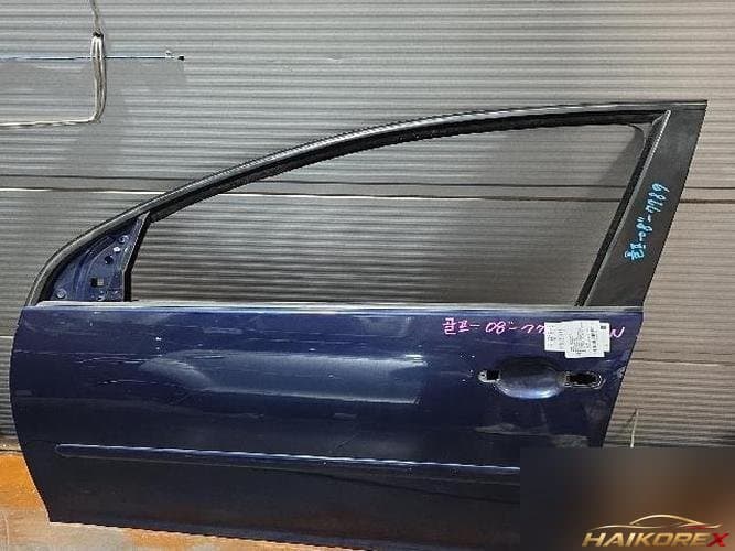 Volkswagen Golf 2008 — передняя дверь левая 1K4831105G