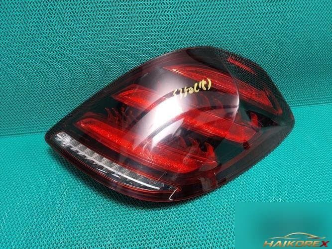 Mercedes-Benz S-Class 2018 — комбинированный фонарь (задний) правый A2229067004