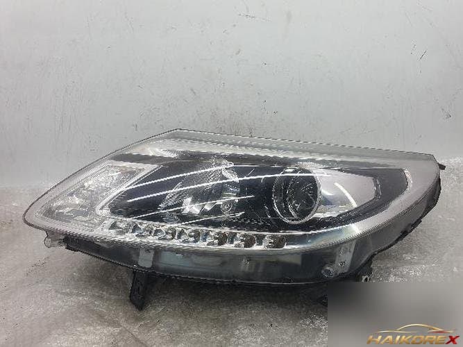 Renault SM5 2014 — фара левая (водительская) 260601544R