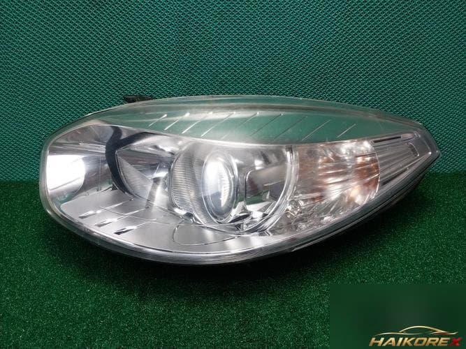 Renault SM3 2014 — фара левая 260603984R