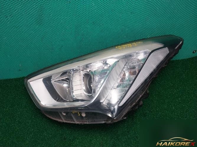 Hyundai Santa Fe 2015 — фара левая