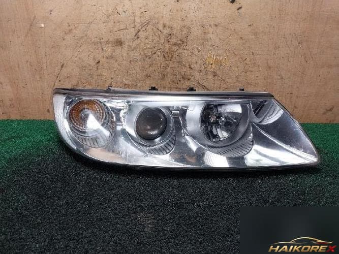Hyundai Granzer 2009 — фара головного света правая 921013L300