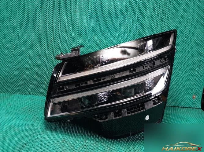 Genesis G80 2022 — фара левая LED
