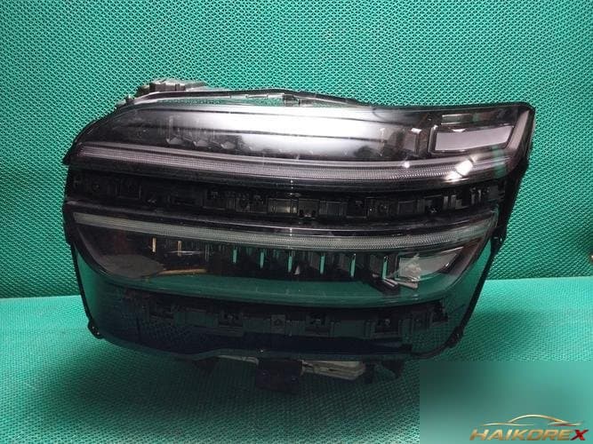 Genesis GV70 2024 — фара левая