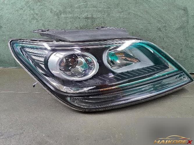 Kia Mohave 2011 — фара правая 1