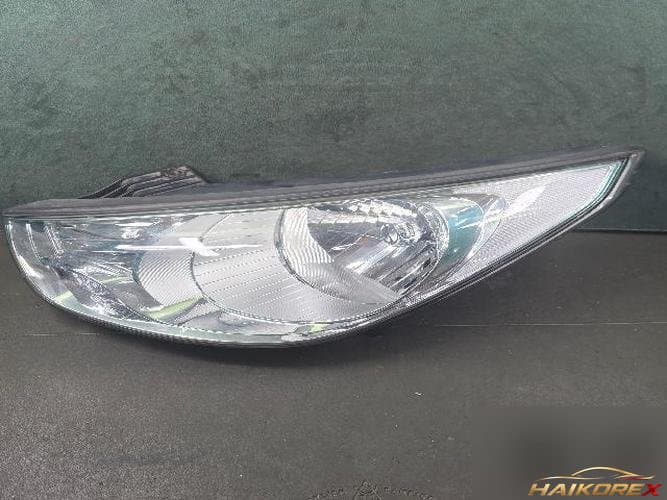 Hyundai Tucson 2010 — фара левая