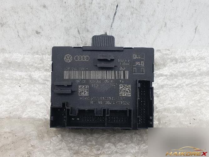 Audi A6 2014 — модуль управления дверью левый 4G8 959 793 H