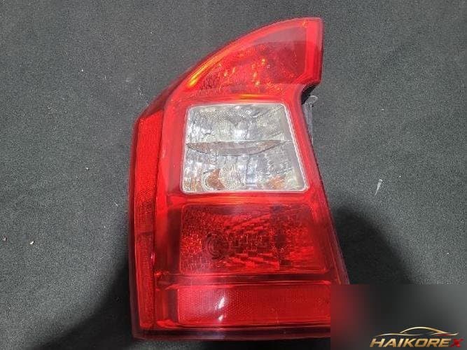 Kia Carens 2009 — фонарь задний левый (комбинированный)