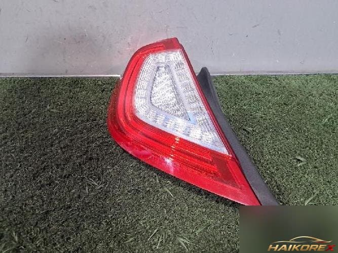 Ford MKS 2013 — фонарь задний левый (комбинированный)