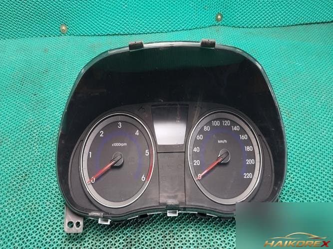 Hyundai Accent 2015 — приборная панель 940031R345 2