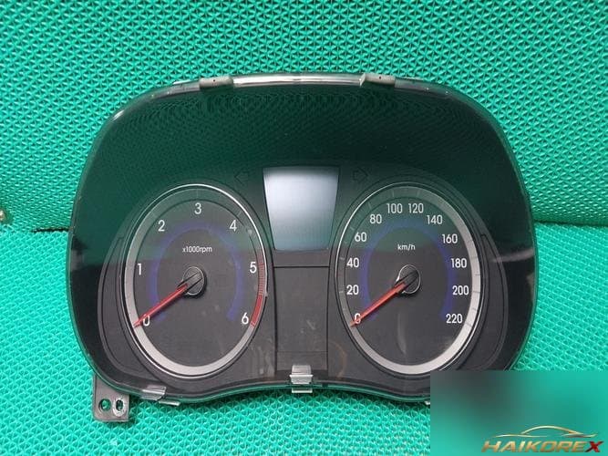 Hyundai Accent 2011 — панель приборов 940031R090