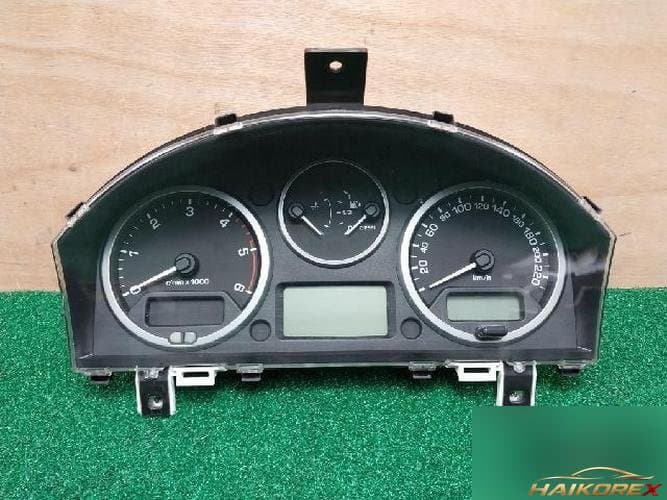 Land Rover Freelander 2011 — щиток приборов BH5210849FE