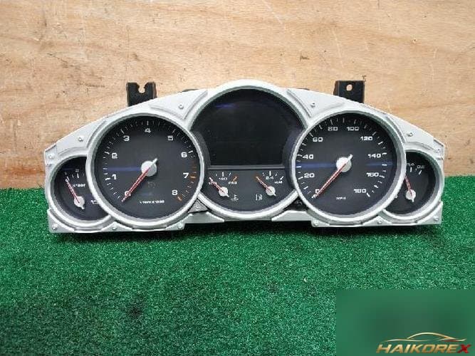 Porsche Cayenne 2006 — панель приборов 7L0920980E