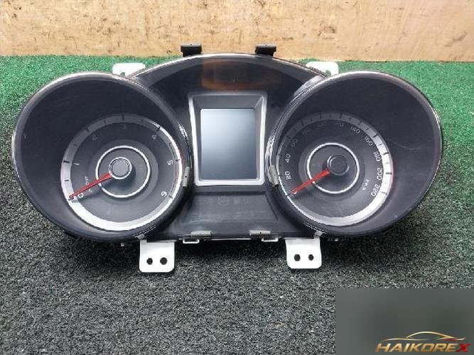 KG Mobility Tivoli 2016 — приборная панель 8022035020