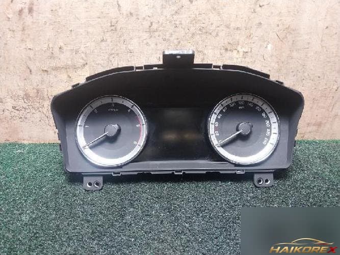 KG Mobility Rexton 2018 — панель приборов 8022036010