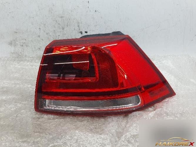 Volkswagen Golf 2015 — комбинированный фонарь задний правый 5G0945096P