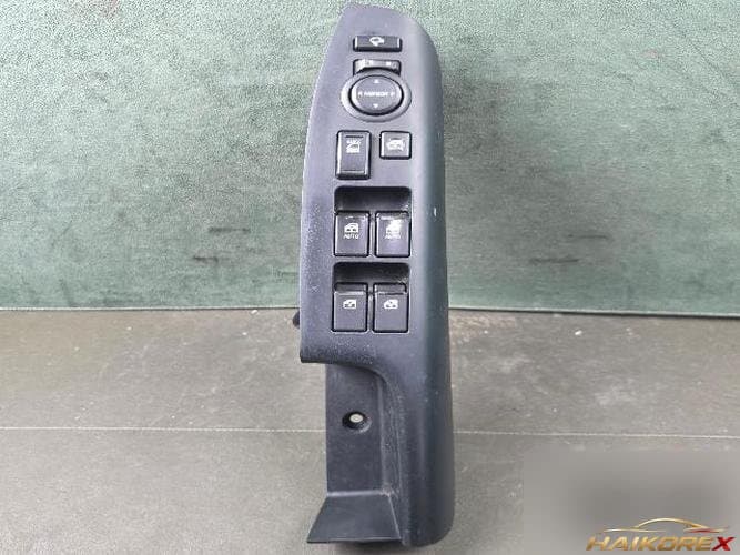 Kia Mohave 2011 — кнопка стеклоподъёмника 93570-2J002ABT