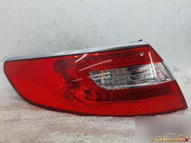 Hyundai Granzer 2011 — фонарь задний левый (комбинированный)