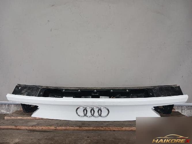 Audi A7 2012 — дверь багажника (задняя дверь) 4G8 831 052 A