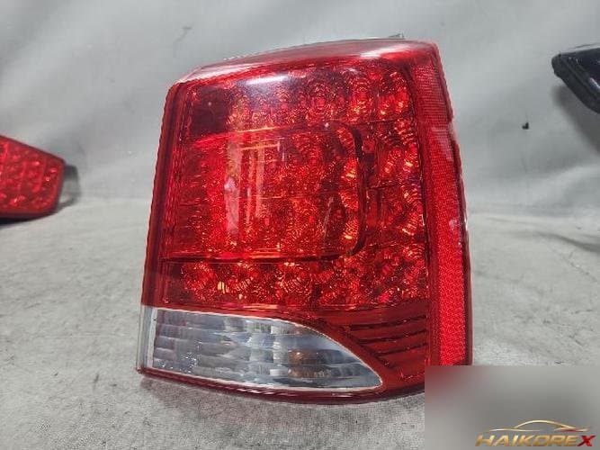 Kia Sorento 2011 — задний фонарь (комбинированный) правый
