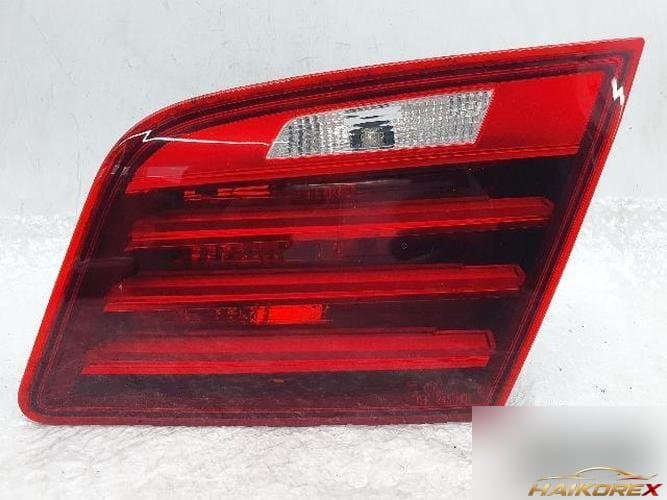BMW 5 Series 2015 — фонарь подсветки багажника правый 6321-7 306 164