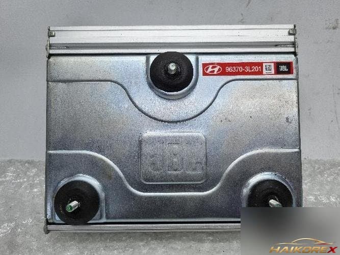 Hyundai Grandeur 2009 — усилитель 96370-3L201 JBL