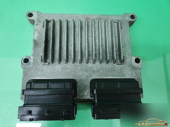 Hyundai Genesis 2013 — блок управления двигателем ECU 39101-3CBD0