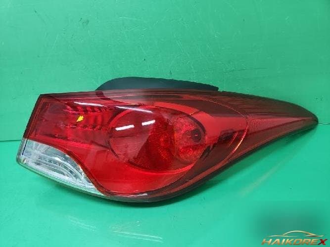 Hyundai Avante 2011 — комбинированный фонарь задний правый (со стороны пассажира)
