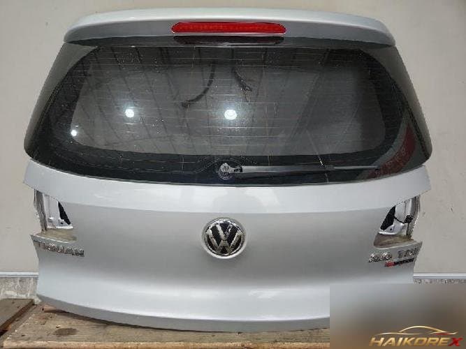 Volkswagen Tiguan 2016 — крышка багажника