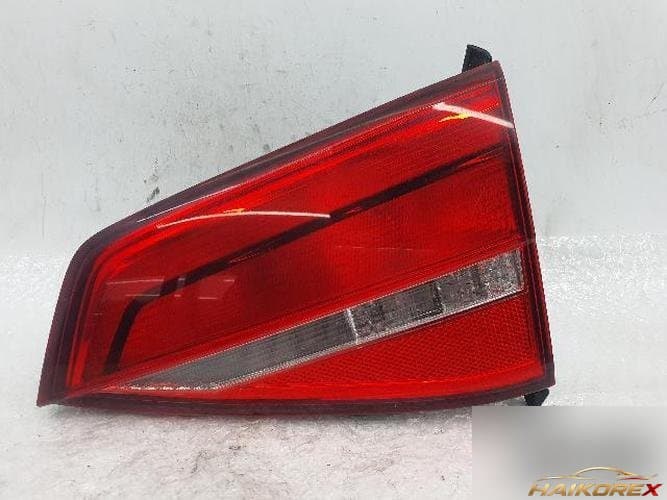 Volkswagen Jetta 2015 — фонарь багажника правый (белый) 5C6 945 093