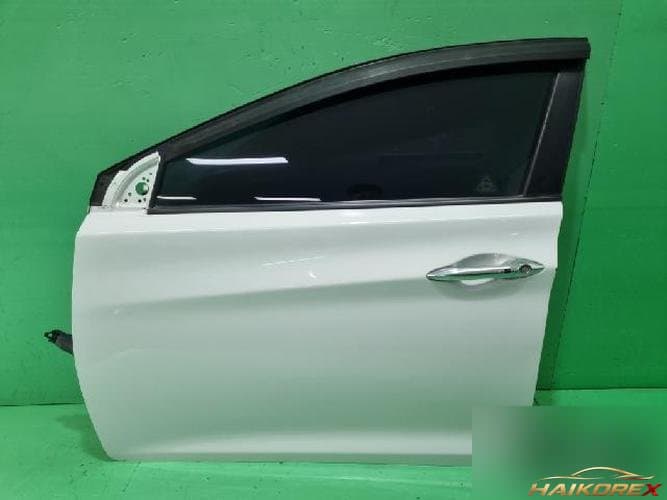 Hyundai Avante 2012 — передняя дверь левая