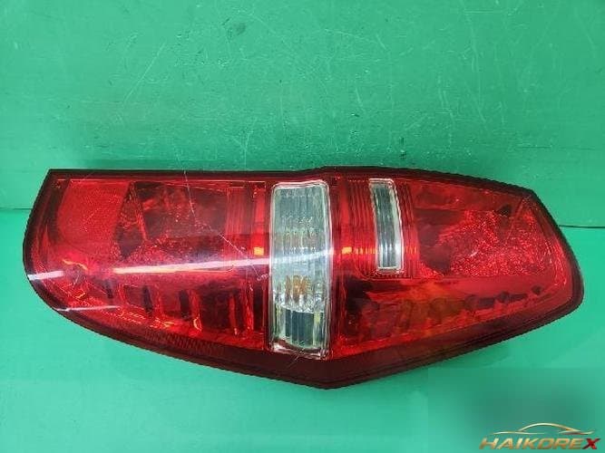 Hyundai Grand Starex 2008 — комбинированный фонарь задний правый